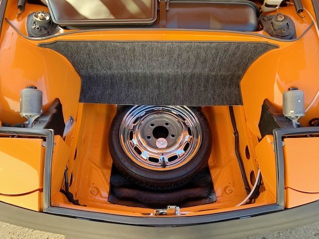 PORSCHE 914