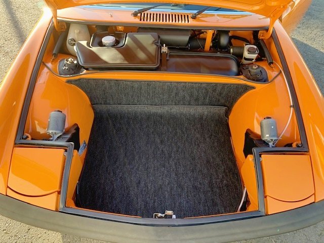 PORSCHE 914