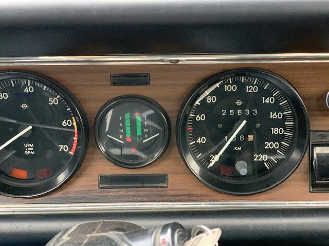 OPEL Commodore