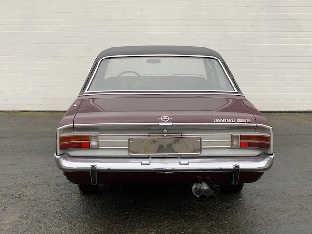 OPEL Commodore