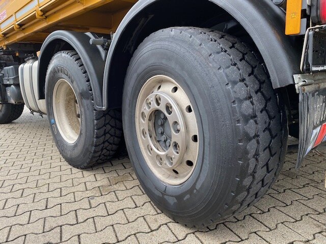 DAIMLER-BENZ Arocs