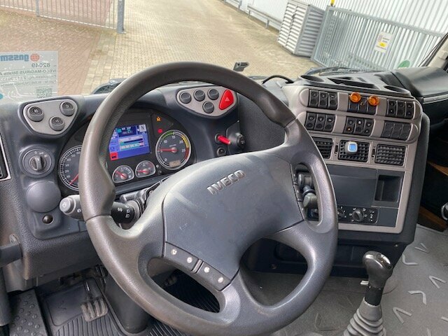 IVECO-MAGIRUS Stralis