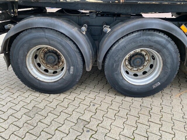 IVECO-MAGIRUS Stralis