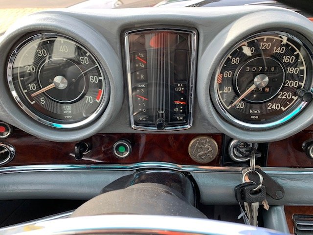 MERCEDES-BENZ 280