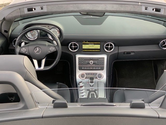 MERCEDES-BENZ SLS AMG