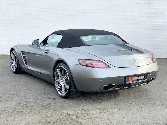 MERCEDES-BENZ SLS AMG