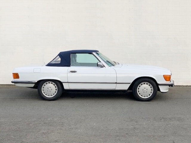 Mercedes-Benz560