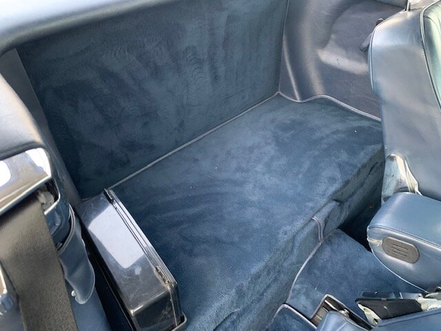 MERCEDES-BENZ 560