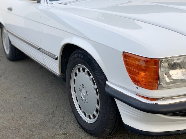 MERCEDES-BENZ 560