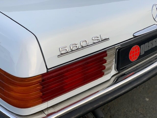 MERCEDES-BENZ 560