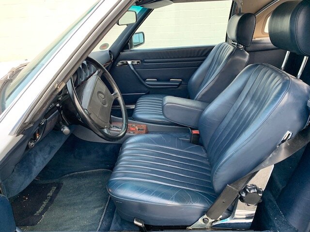 MERCEDES-BENZ 560