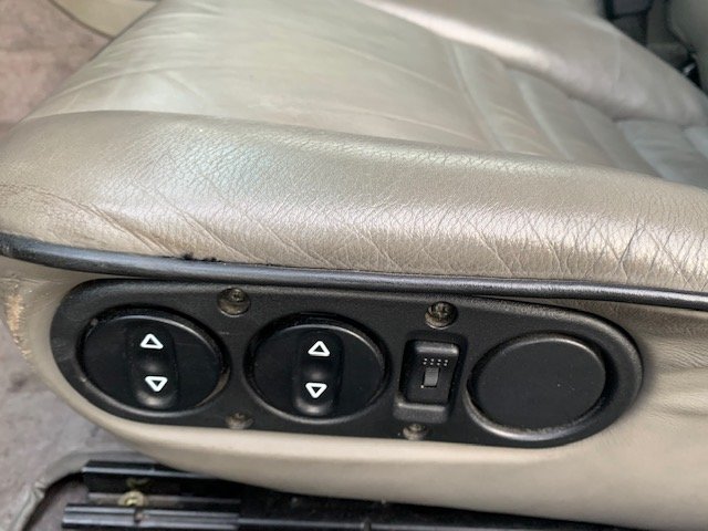 PORSCHE 964