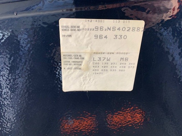 PORSCHE 964