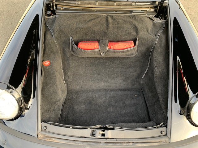 PORSCHE 964