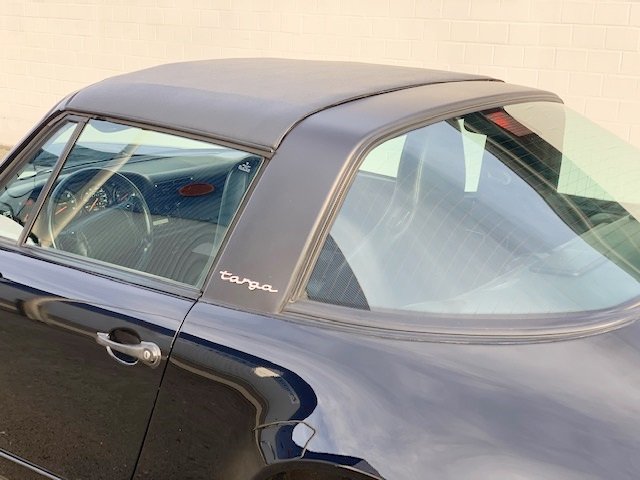 PORSCHE 964