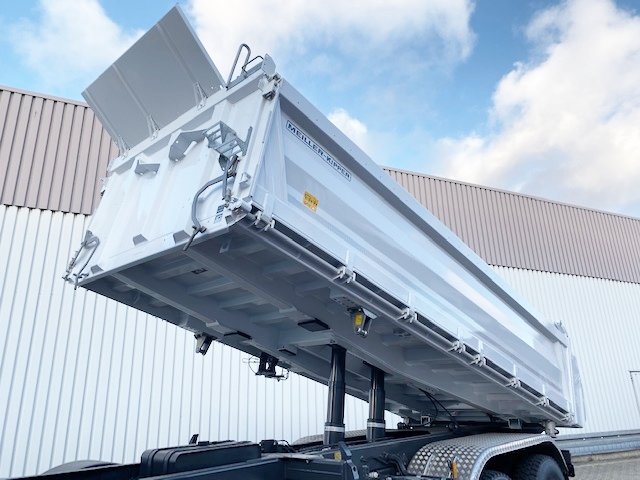 DAIMLER-BENZ Arocs