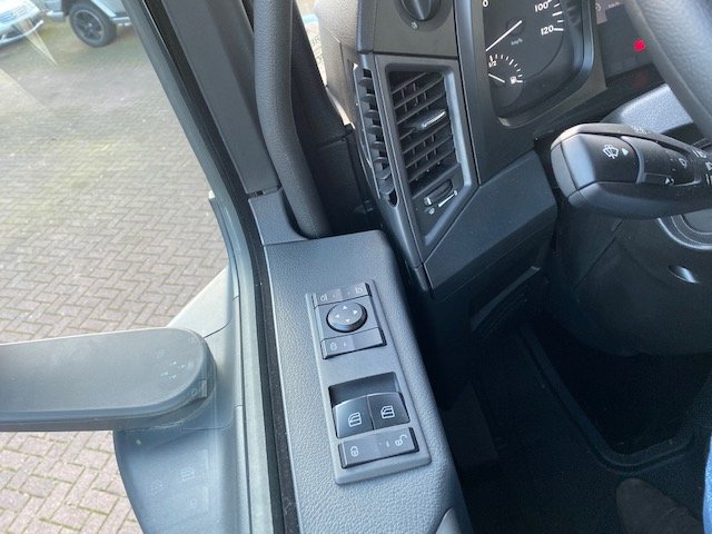 DAIMLER-BENZ Arocs