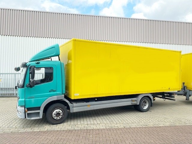 DAIMLER-BENZ Atego