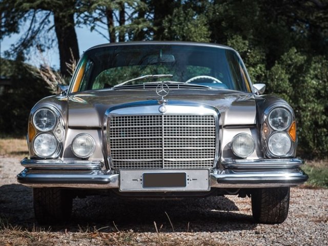 MERCEDES-BENZ 280 SE