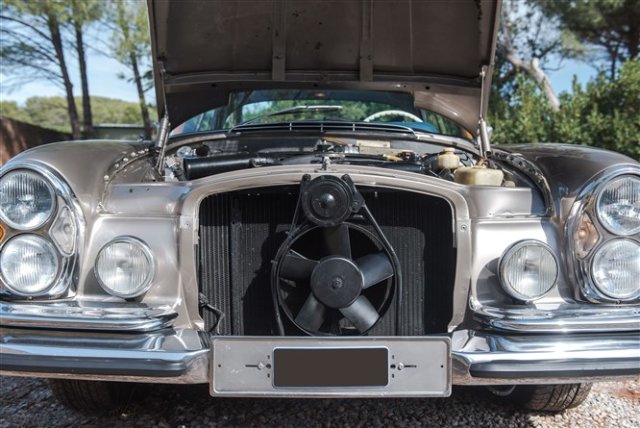 MERCEDES-BENZ 280 SE