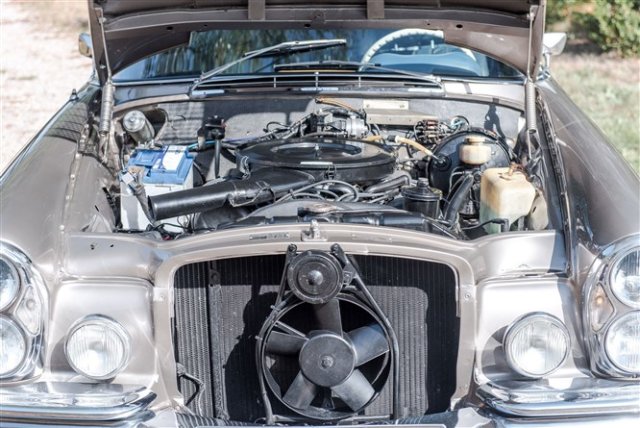 MERCEDES-BENZ 280 SE