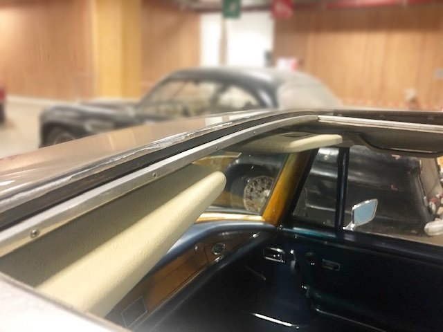 MERCEDES-BENZ 280 SE