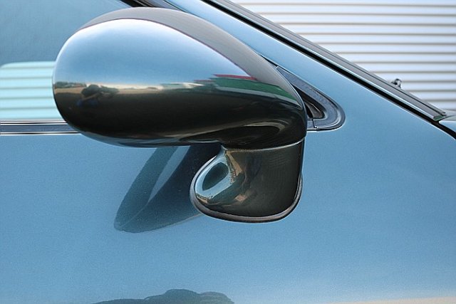 PORSCHE 928