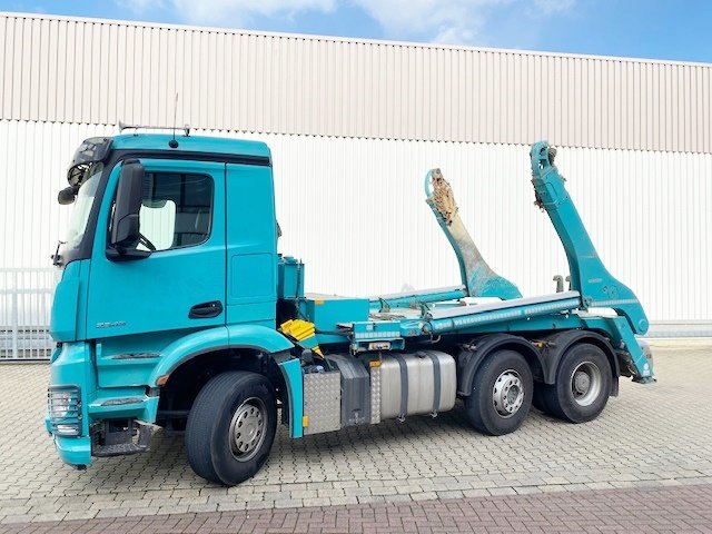 DAIMLER-BENZ Arocs