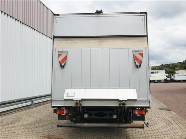 DAIMLER-BENZ Atego