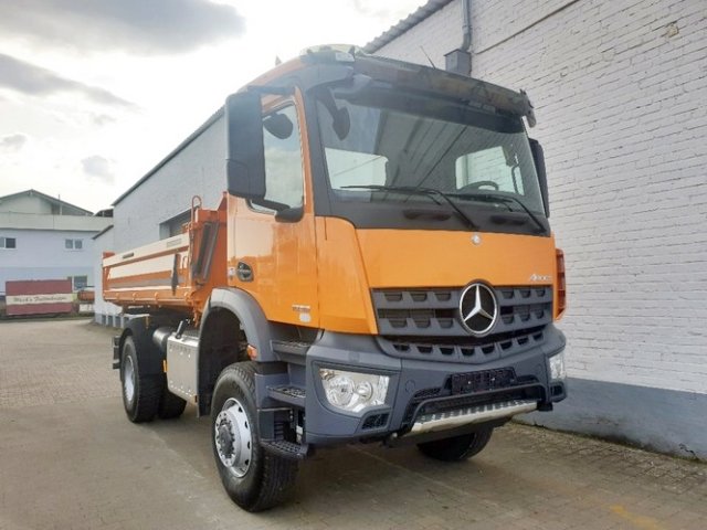 DAIMLER-BENZ Arocs