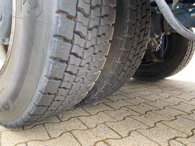 DAIMLER-BENZ Actros