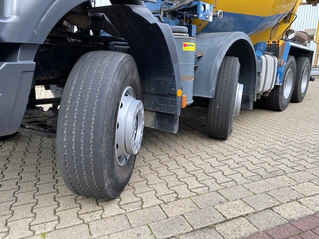 IVECO-MAGIRUS Trakker