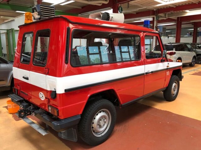 MERCEDES-BENZ G