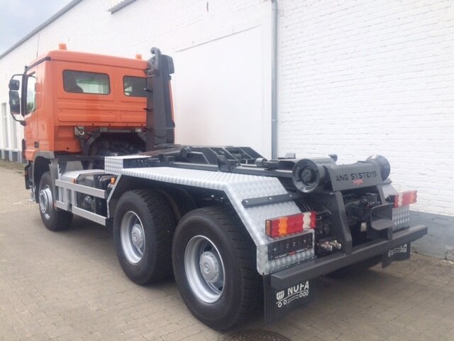 DAIMLER-BENZ Actros