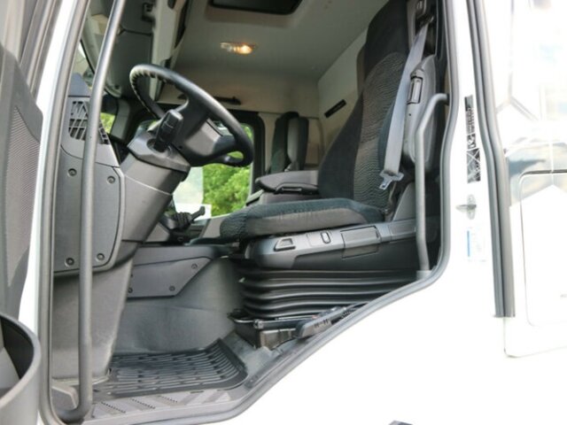 DAIMLER-BENZ Antos