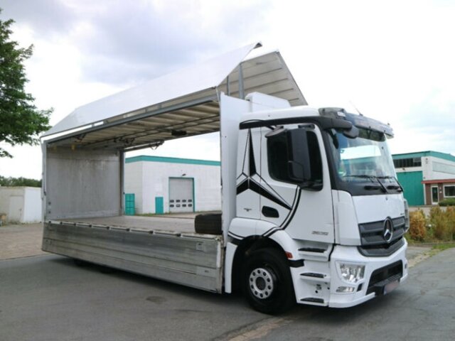 DAIMLER-BENZ Antos