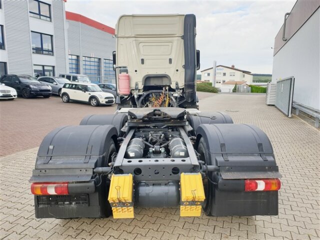 DAIMLER-BENZ Actros