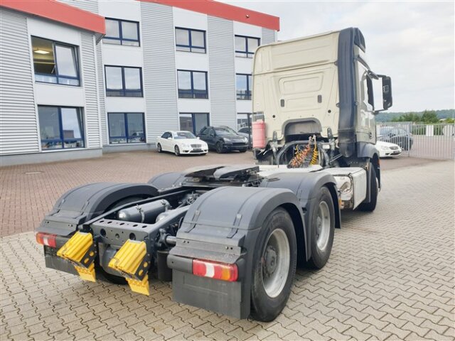DAIMLER-BENZ Actros