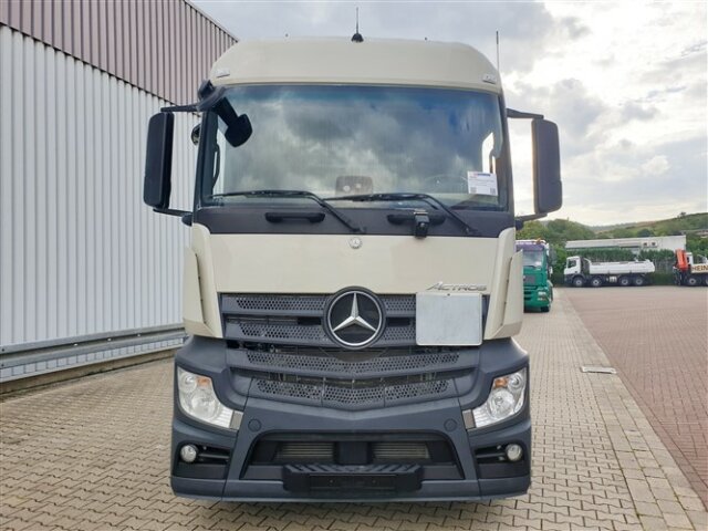 DAIMLER-BENZ Actros