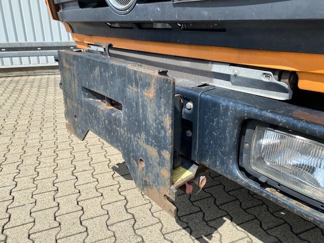 DAIMLER-BENZ -