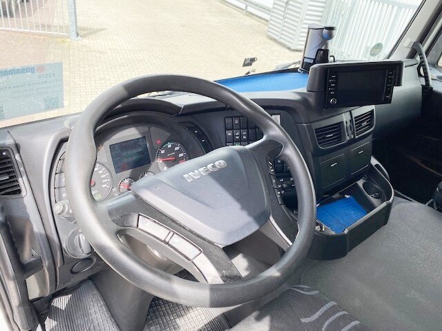 IVECO-MAGIRUS Stralis