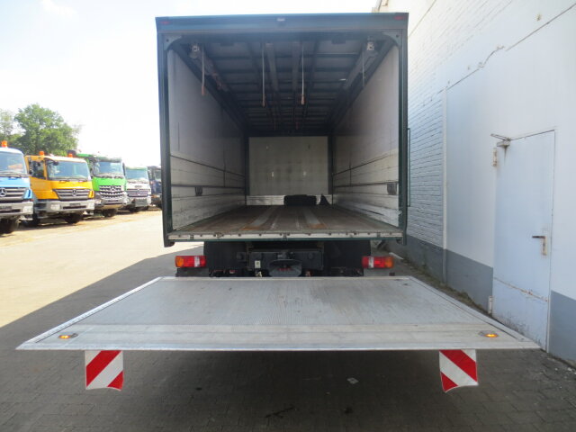 DAIMLER-BENZ Atego
