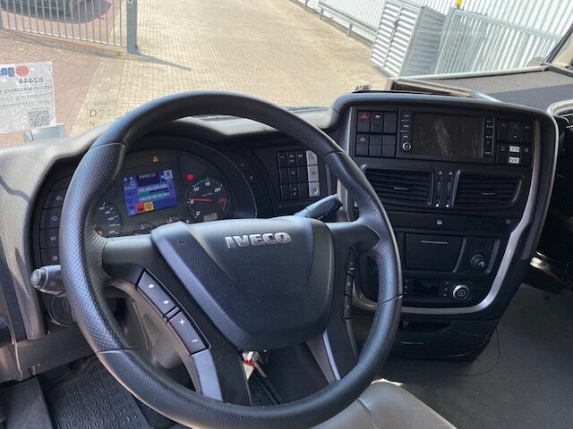 IVECO-MAGIRUS Stralis