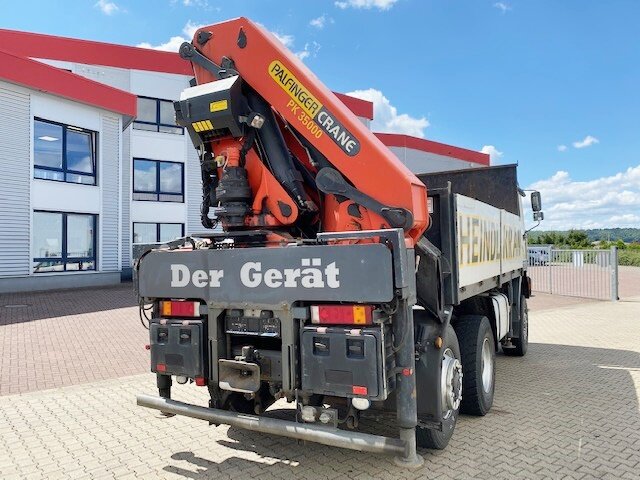 MAN F2000