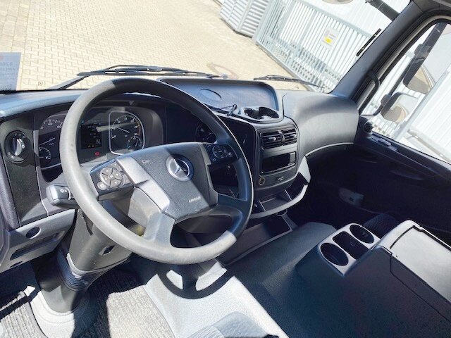DAIMLER-BENZ Atego