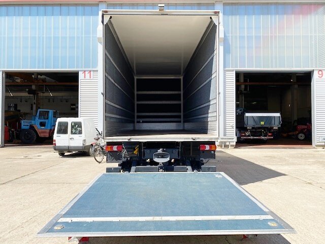 DAIMLER-BENZ Atego