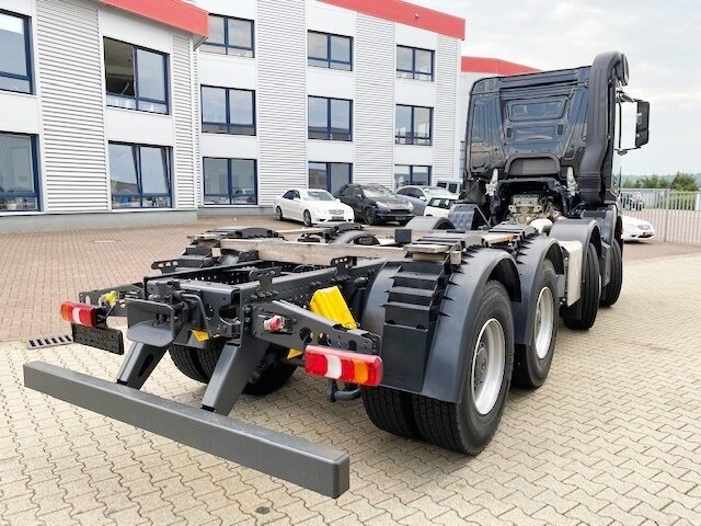 DAIMLER-BENZ Arocs
