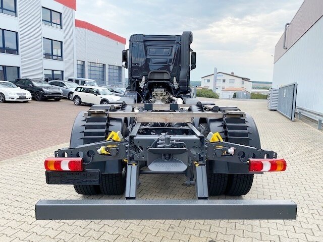 DAIMLER-BENZ Arocs