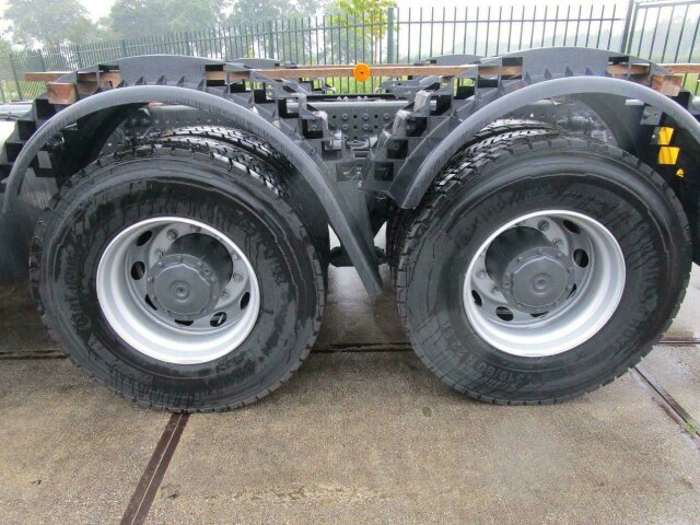DAIMLER-BENZ Arocs