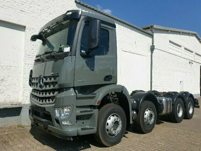 DAIMLER-BENZ Arocs